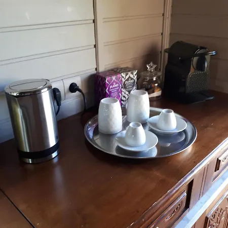 Semesterbostad La Roulotte De Glorit Bourg-sur-Gironde