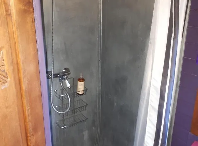 La Roulotte De Glorit Semesterbostad Bourg-sur-Gironde